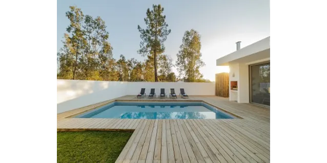 Dale una ambientación de lujo a tu piscina