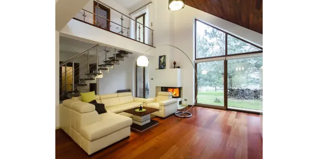 Devuelve la vida a tu piso de madera