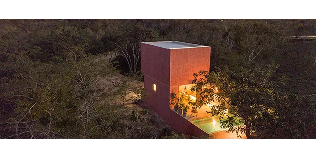 Casa Monte: Arquitectura sustentable en comunión con la naturaleza