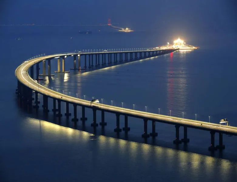 El puente marítimo más largo del mundo