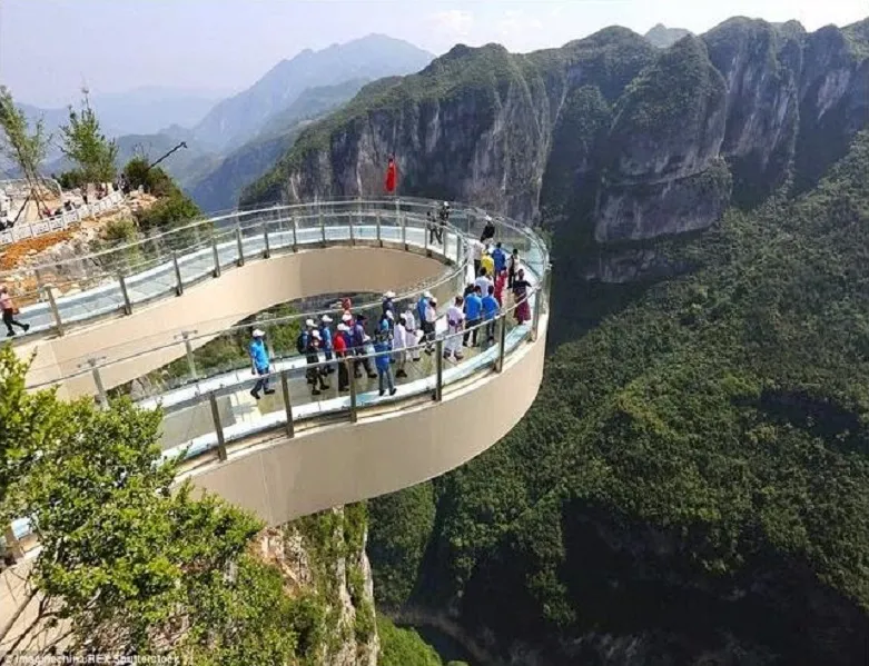 El mirador de cristal en China