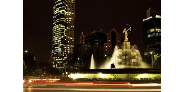 Turismo de arquitectura por la Ciudad