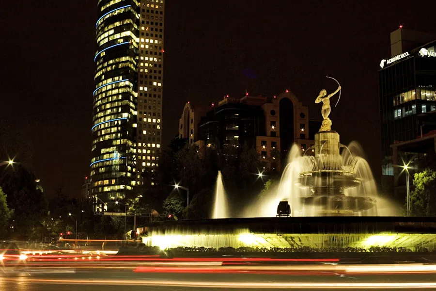 Turismo de arquitectura por la Ciudad