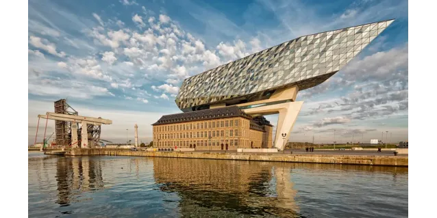 Un viaje por Zaha Hadid, conoce sus obras menos conocidas