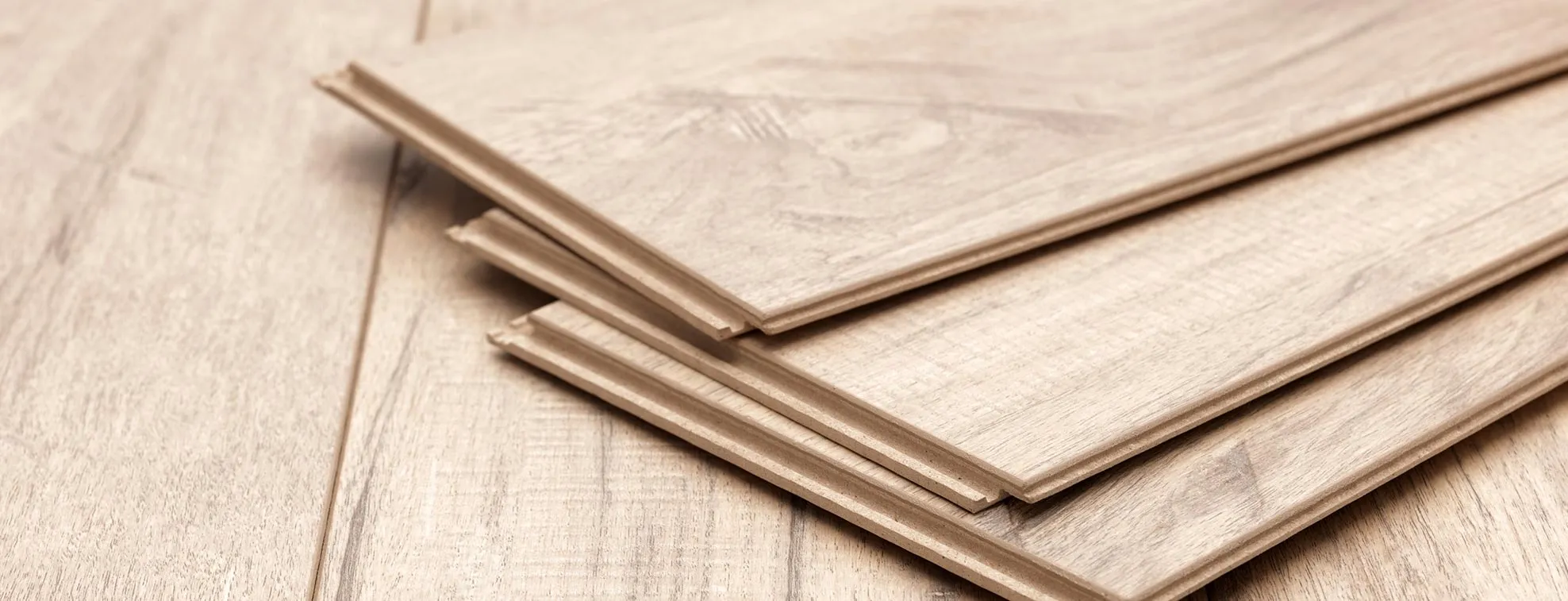 Conoce las ventajas de usar pisos laminados Splash