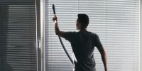 ¿Cómo se limpian las persianas de alta gama?