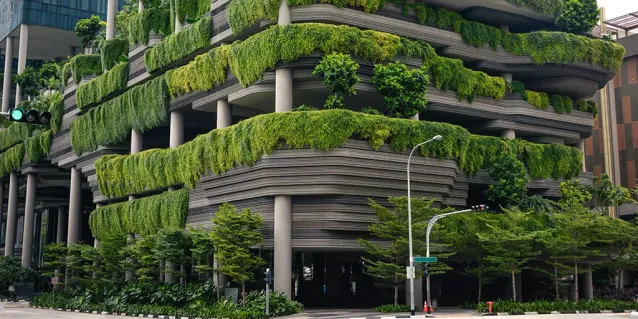 Jardines Verticales: Un Oasis Sostenible en la Arquitectura Urbana