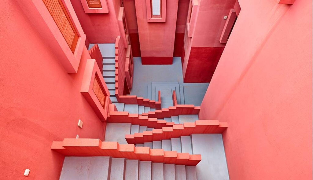 La Muralla Roja de Ricardo Bofill