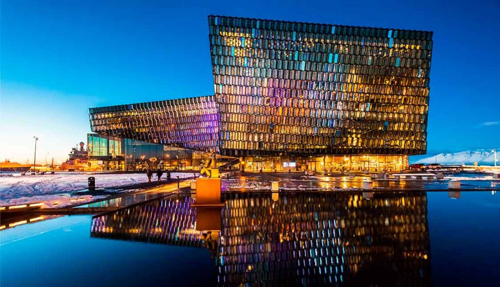 Sala de concierto HARPA en Dinamarca