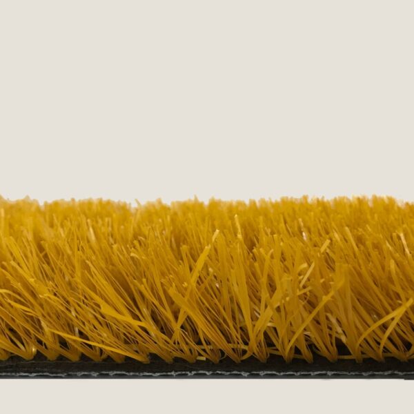 Pasto sintético amarillo